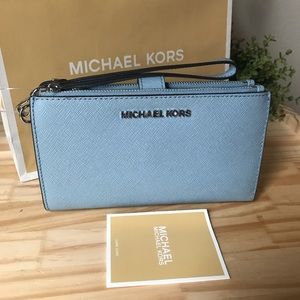 Michael Kors Wallet🎈🎈
